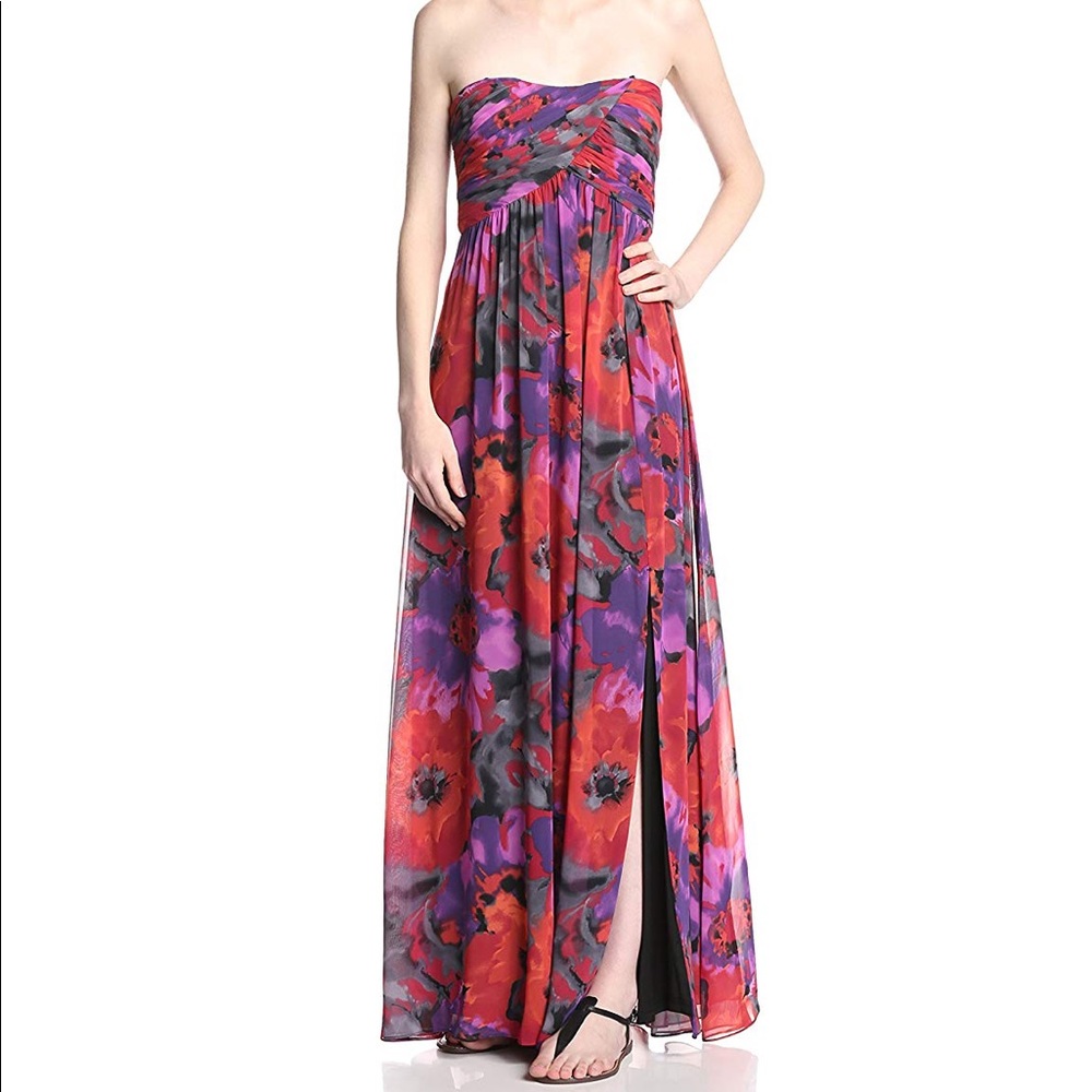 EUC Adriana Papel Hailey Strapless Gown, Size 2